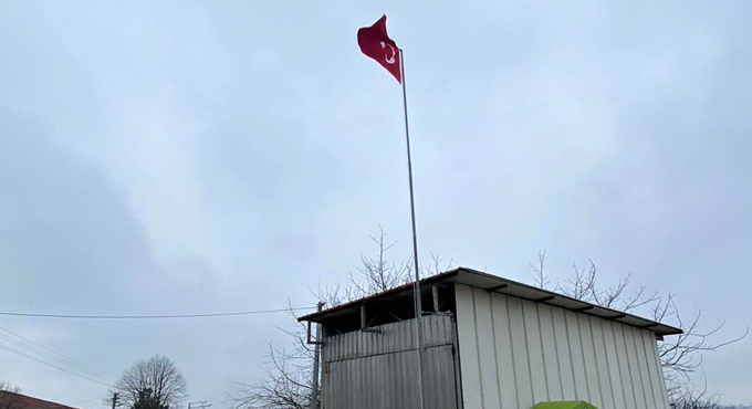 Emre’nin Türk bayrağı talebini Başkan Büyükakın yerine getirdi