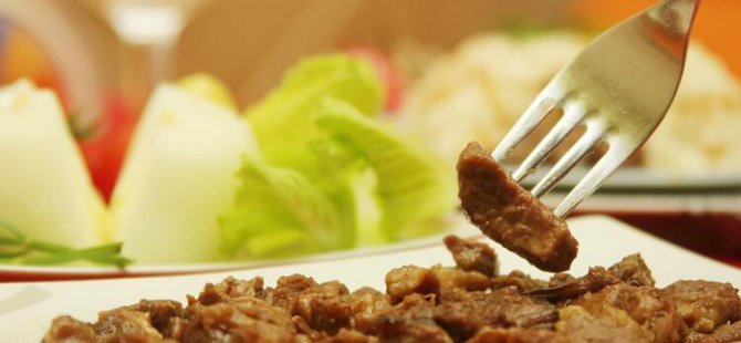 ''Kurban etini yerken ayran ve tatlıyı aynı anda tüketmeyin''