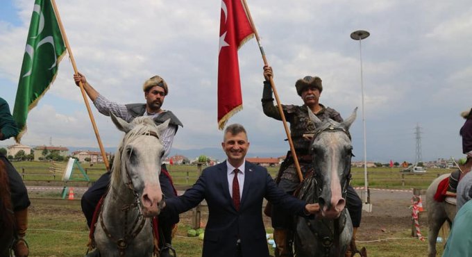 Geleneksel Rahvan At Yarışları heyecanı Gölcük'te başlıyor