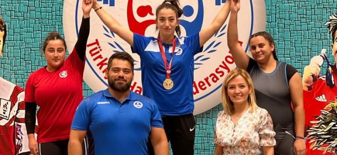 Halterciler, Türkiye Şampiyonasından madalyalarla döndü