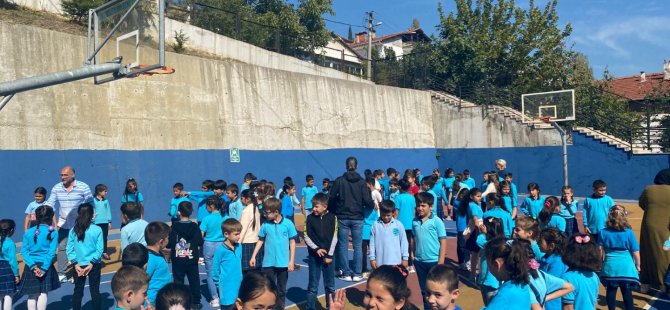 İtfaiyeden minik öğrencilere yangın semineri
