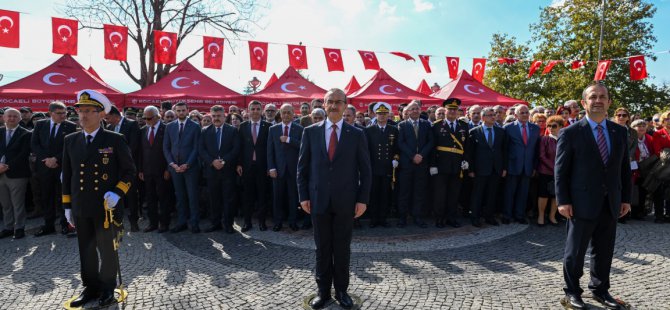 29 Ekim Cumhuriyet Bayramımızın 99. Yıl Dönümü Çelenk Sunma Töreni ile Başladı