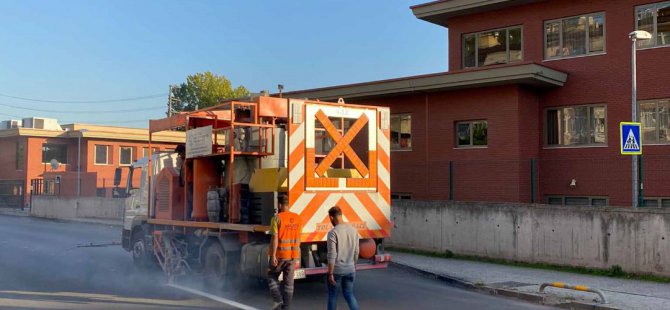 Kuruçeşme’de asfaltlamanın ardından yol çizgileri çekildi