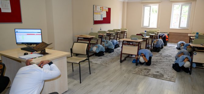 ‘Deprem Anı, Çök Kapan Tutun ve Tahliye Tatbikatı’ Gerçekleştirildi