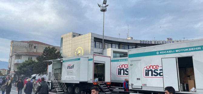 Büyükşehir’in Mobil Yemek Tırları Düzce’ye gönderildi