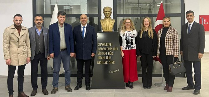 Kocaeli Üniversitesi’nin hocaları, Emlak Kulübü’ne üye oldu