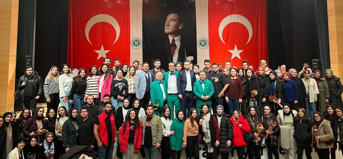 Büyükşehir’den öğrencilere  finaller öncesi moral konseri