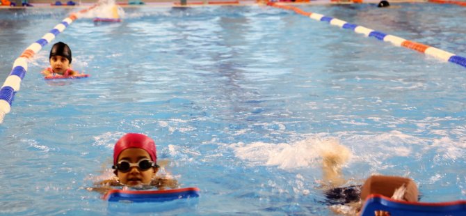 Körfez’de şampiyon yüzücüler yetişiyor