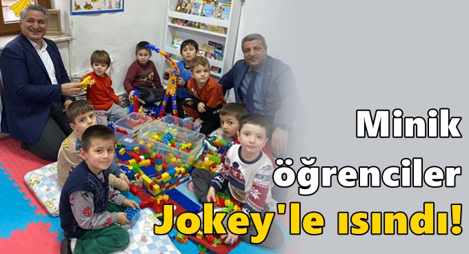 Minik öğrenciler Jokey’le ısındı