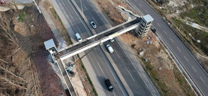 Emniyet Müdürlüğü üstgeçidi bitmek üzere