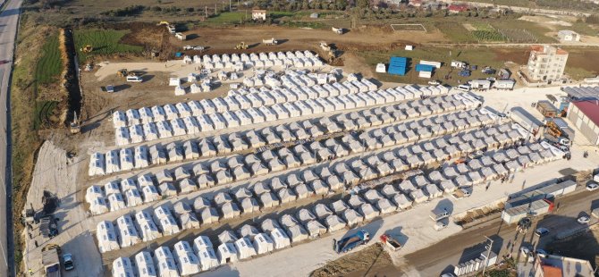 Hatay Defne’ye depremzedeler için çadır kent