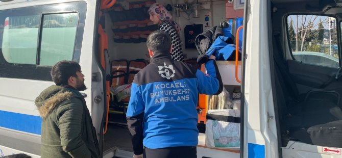 Hasta Nakil Ambulansları 7/24 depremzedelere hizmet ediyor