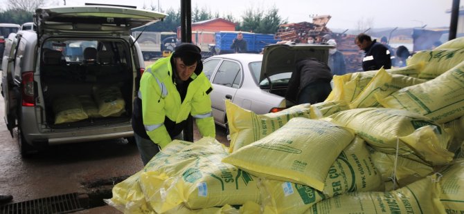 Büyükşehir’den 2 bin çiftçiye yem bitkisi tohumu desteği