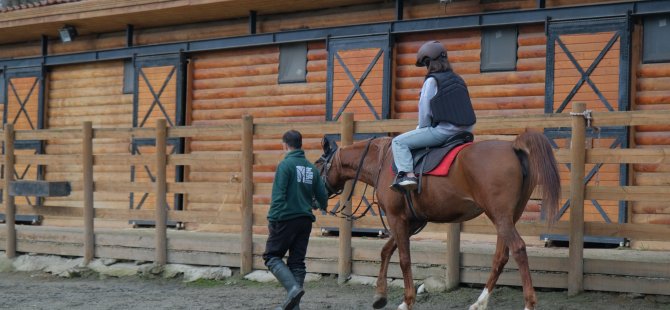 Misafir çocuklar Ormanya’da moral buldu