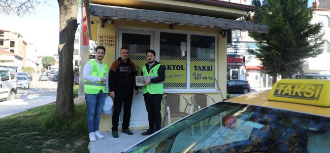 Taksici esnafının iftar yemeği Büyükşehir’den