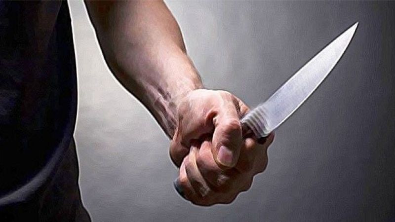 Otoparkta bıçaklı kavga!