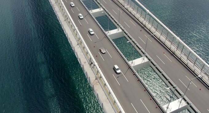 Osmangazi Köprüsü ve Çanakkale Boğazı’nı Geçen İlk Güneş Arabası