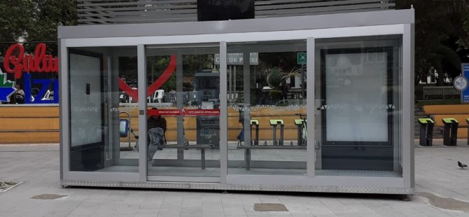 Cumhuriyet Parkına klimalı modern durak