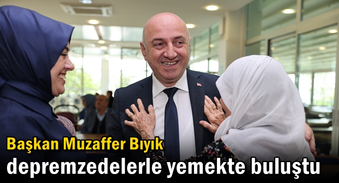 Her zaman başımızın üstünde yeriniz var