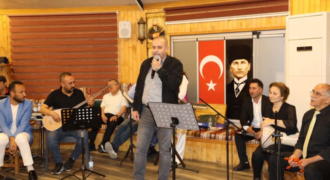 Körfez’de şiir ve türkü dolu etkinlik