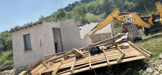 Körfez’de kaçak yapılarla mücadele sürüyor