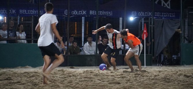 Kum Futbolunda nefes kesen final