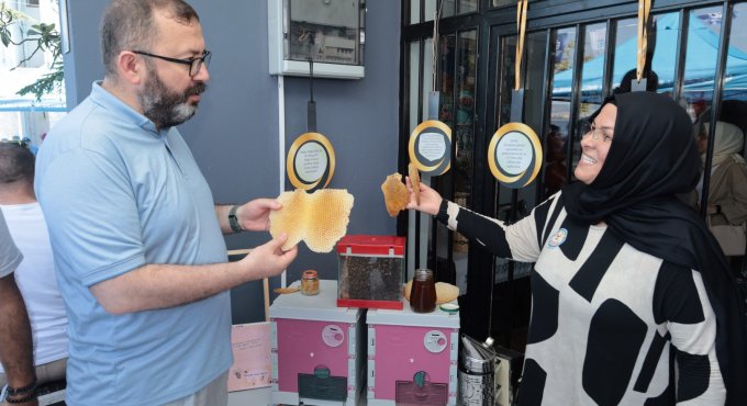 Kocaeli’de bal hasadı şenliği