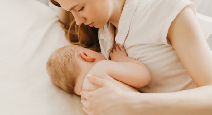 Çiçeği burnunda annelere özel emzirme tüyoları