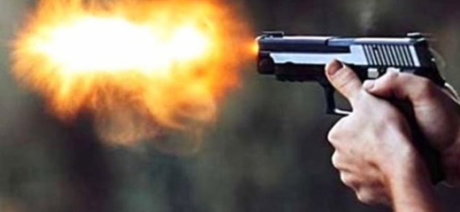 Kocaeli'de sitenin önünde silahlı kavga: 1 yaralı