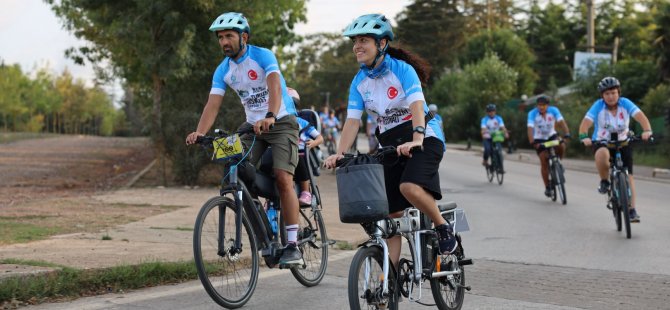 3. Kocaeli Turizm ve Bisiklet Festivali renkli görüntülerle başladı