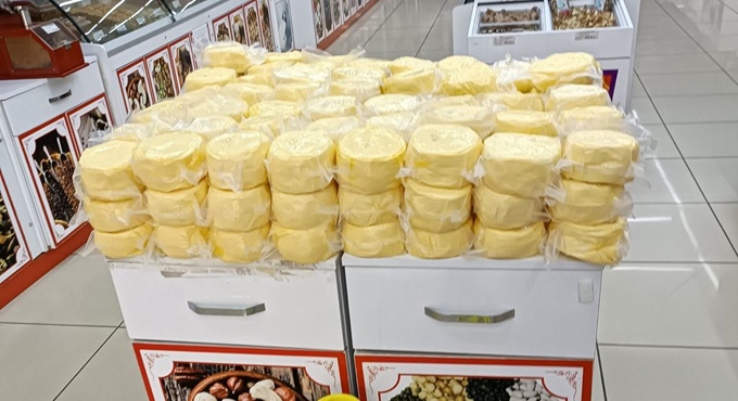 Kocaeli'deki kuruyemiş dükkanında büyük skandal!