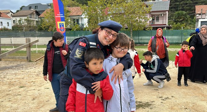 Körfez Belediyesi özel çocukları unutmadı