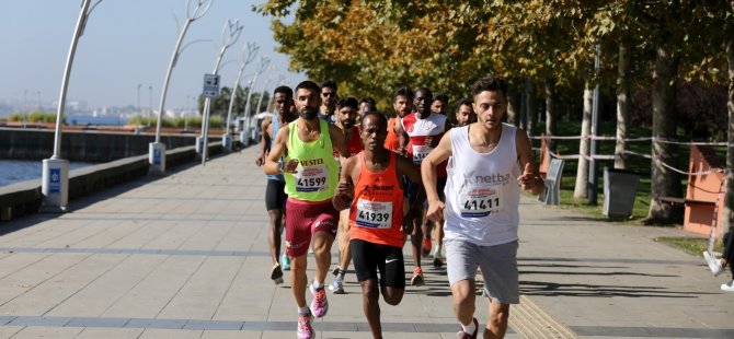 Kocaeli “Türkiye Yüzyılına Koşuyor”