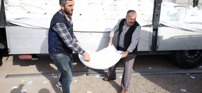 61 bin 885 arı kovanına şeker desteği