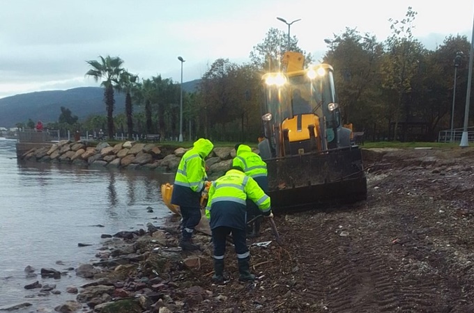 Büyükşehir’den soğuk ve yağışlı havada 7/24 mesai
