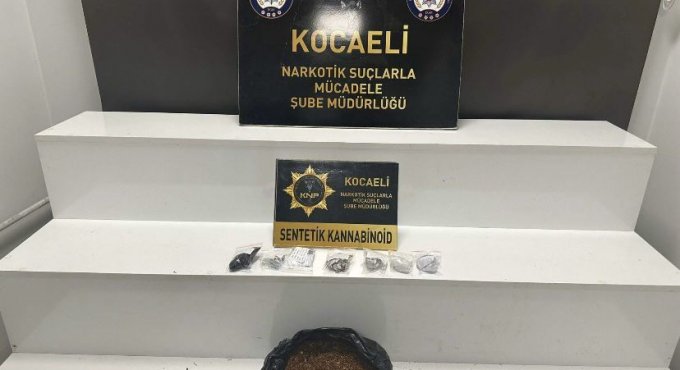 1 kilo bonzai ile yakalanan torbacılar tutuklandı!