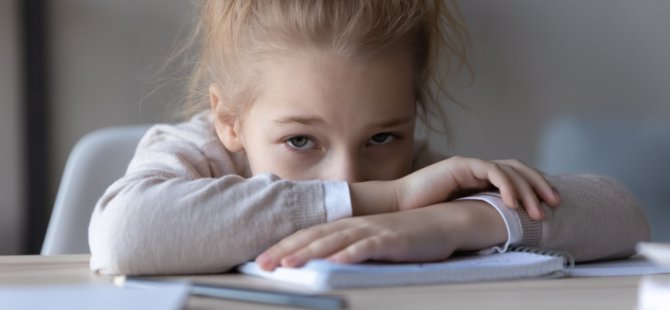 ÇOCUKLARDA KANSIZLIK OKUL BAŞARISINI DÜŞÜRÜYOR!