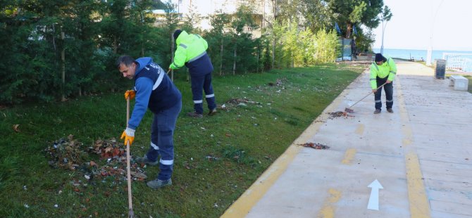 Büyükşehir, fırtınanın izlerini siliyor