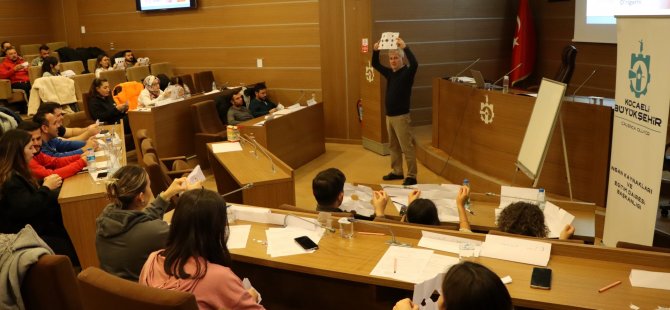 Büyükşehir’den Etkili İletişim ve Beden Dili eğitimi