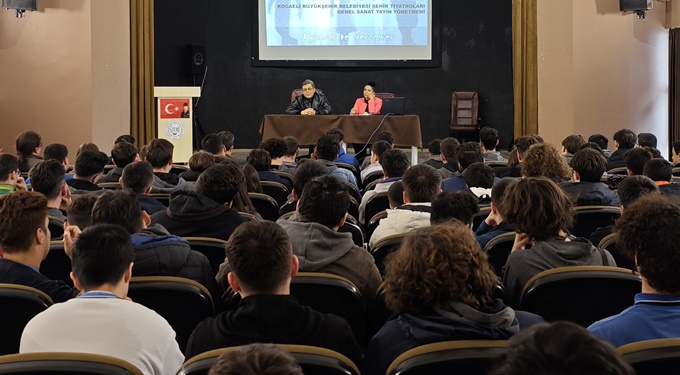 Kocaeli Şehir Tiyatrosu artık bir prodüksiyon tiyatrosudur