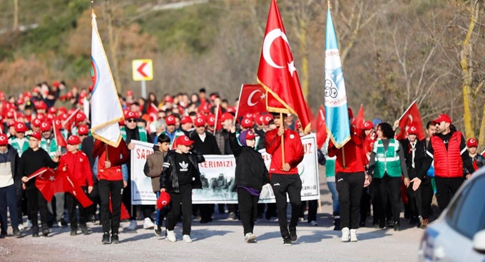 Körfezliler Sarıkamış Şehitleri için yürüdü!