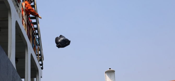 Gemilerden 31 olimpik yüzme havuzu hacminde atık