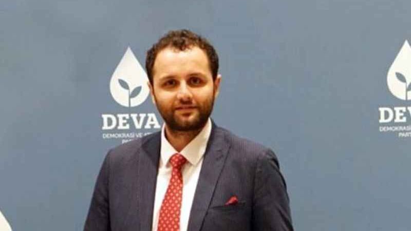 DEVA Partisi İzmit İlçe Başkanı istifa etti