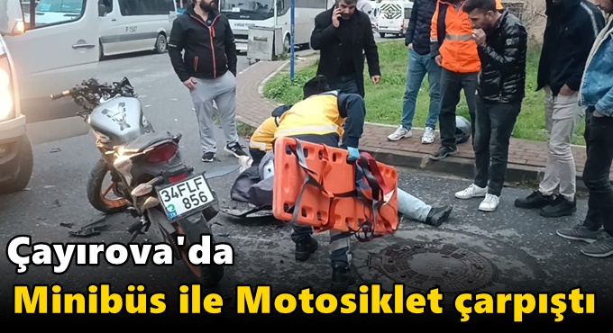 Minibüs ile motosiklet kafa kafaya çarpıştı!