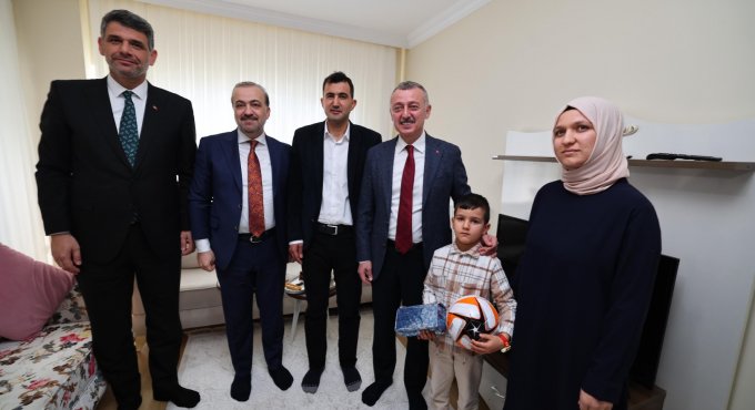 Sağlıkkent Konutları’nda anahtarlar teslim edildi