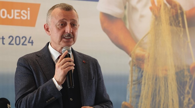 Büyükakın: Balıkçılara  en büyük desteğimiz denizlerimizi temizlemek