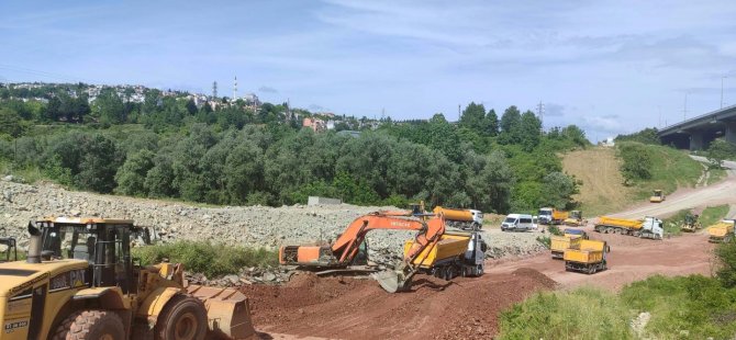 Wilcynski Caddesi’nde yol çalışmasına devam