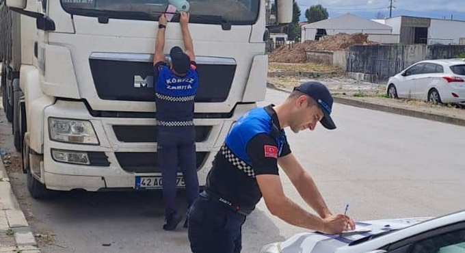 Körfez’de tır parklanmalarına geçit yok