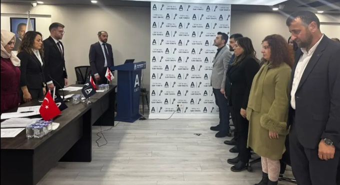 Anahtar Parti İzmit 1. Olağan Kongresi'ni gerçekleştirdi