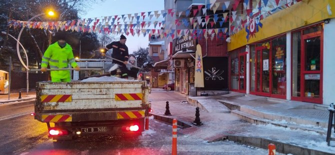 Körfez’de yollara 2 bin 750 ton tuz döküldü